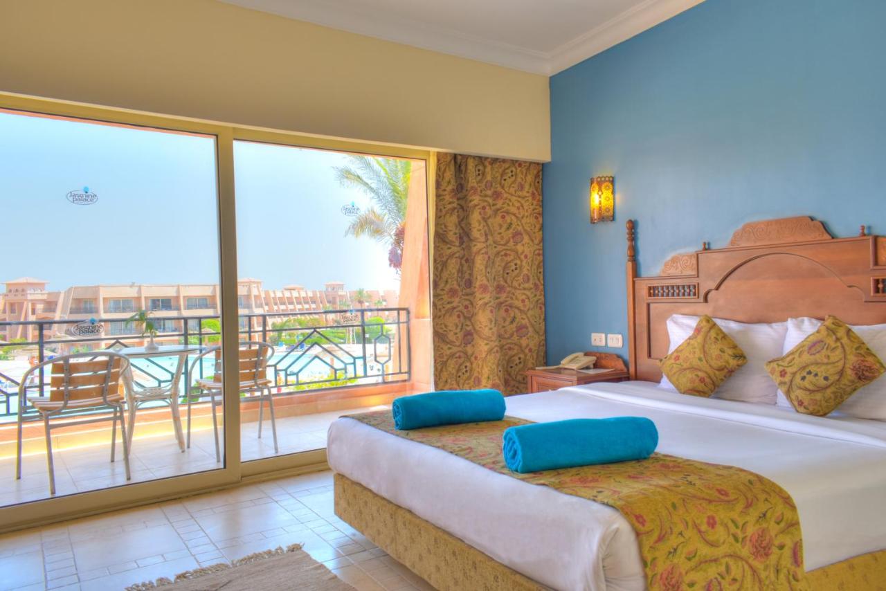 Jasmine Palace camera