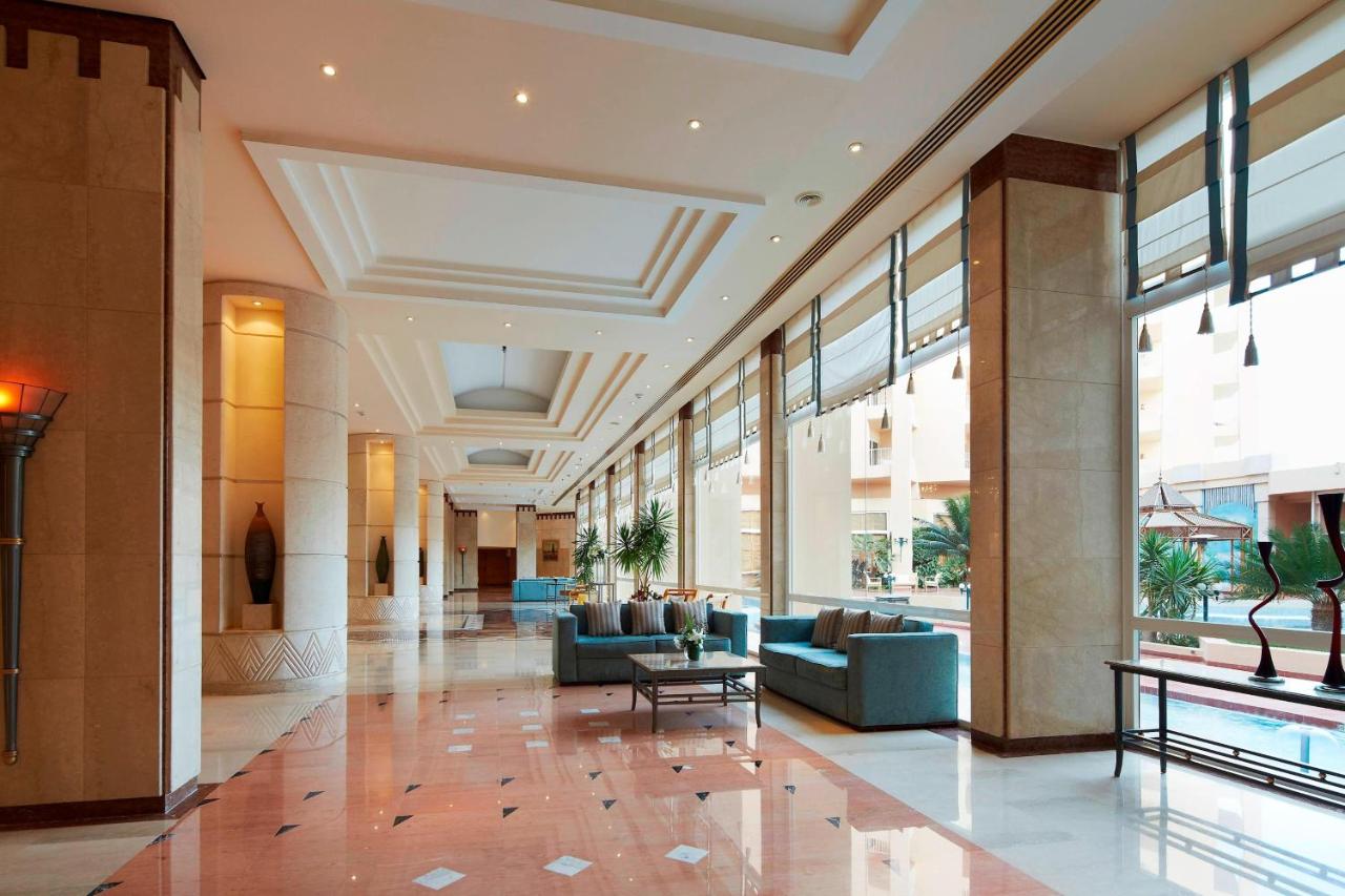 Marriott Beach Resort lobby